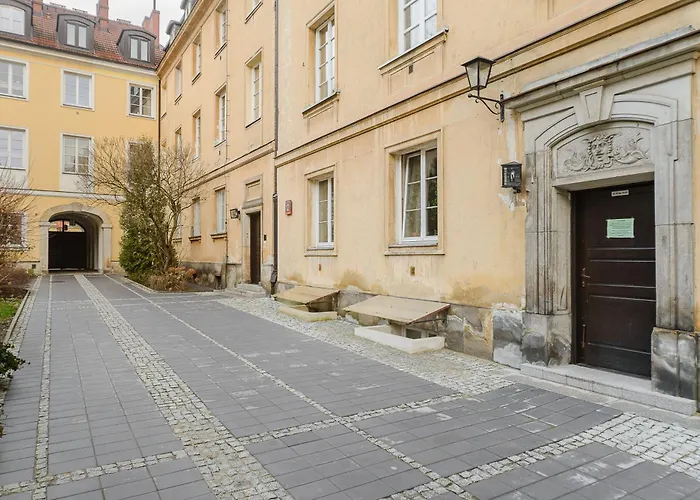 P&o Podwale Varsavia